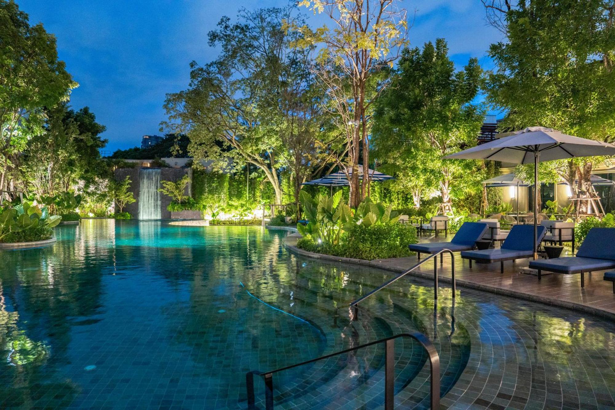 Marriott Executive Apartments, Bangkok Townhall Sukhumvit Екстериор снимка