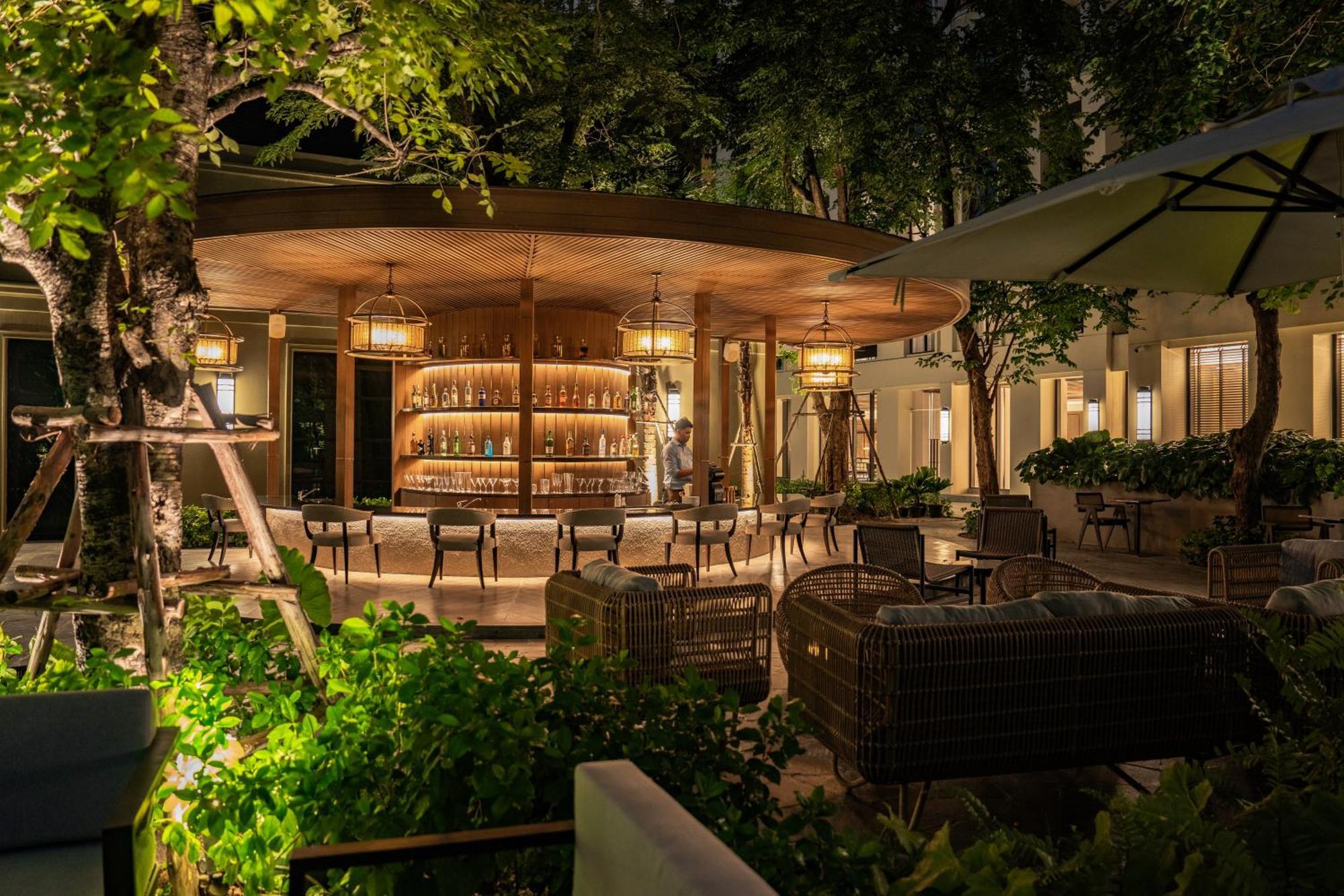 Marriott Executive Apartments, Bangkok Townhall Sukhumvit Екстериор снимка